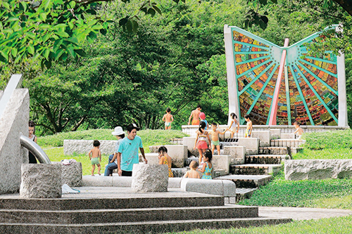 西脇市日本のへそ日時計の丘公園オートキャンプ場